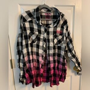 Beautiful Disaster plaid long sleeve shirt